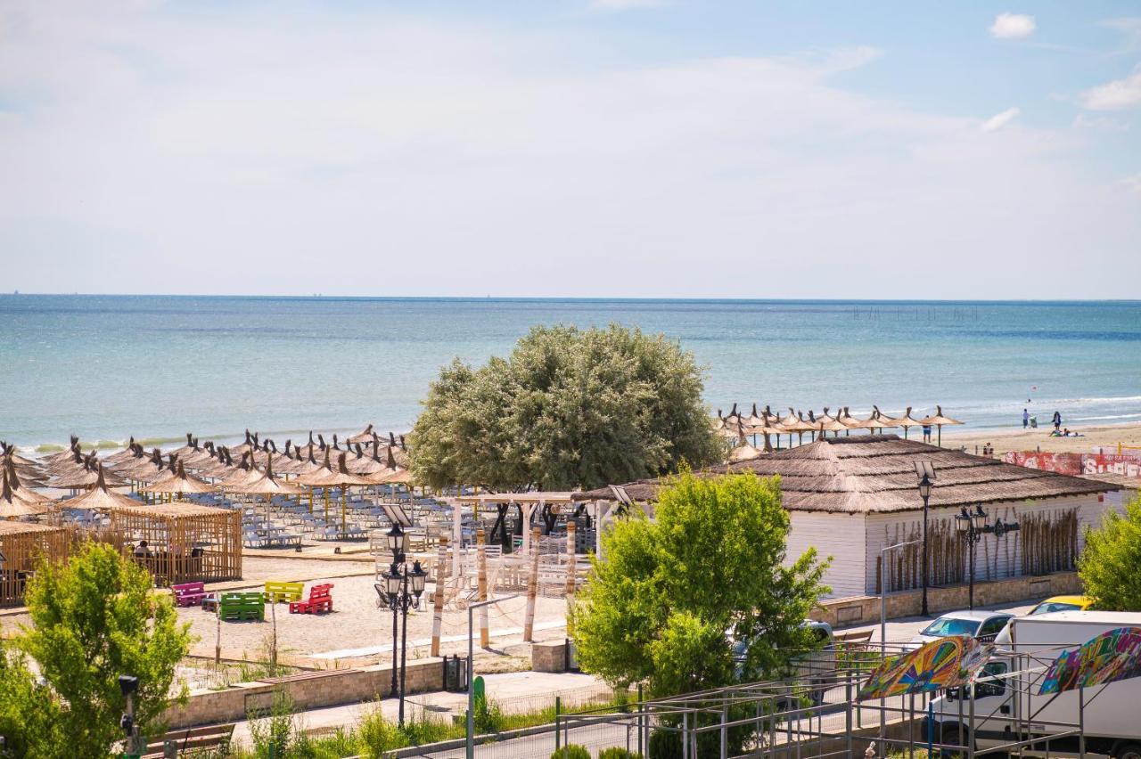 Golden Shell Apartment Mamaia Nord Navodari Exterior photo
